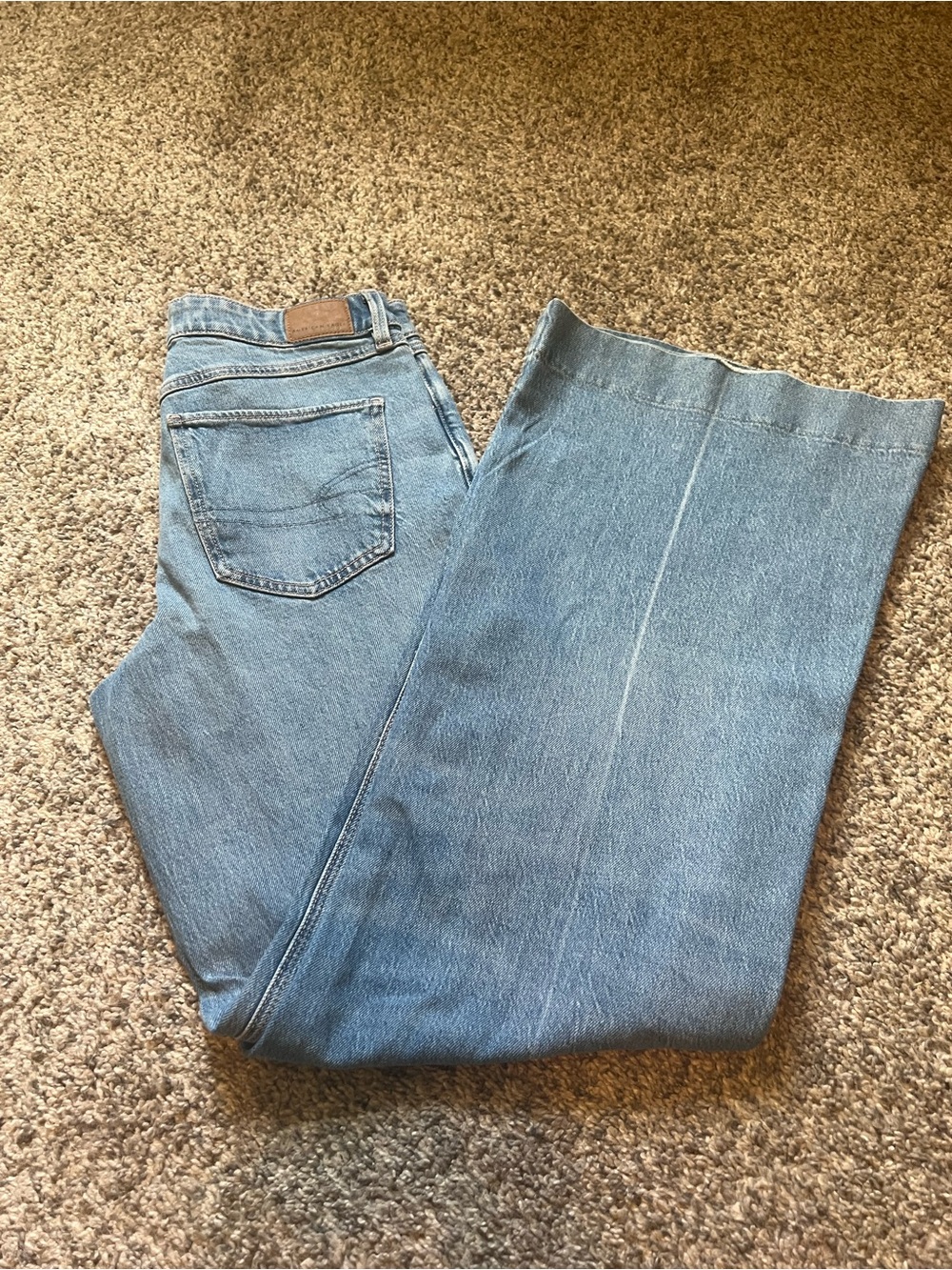 American Eagle Outfitters High-Rise Flare Light Blue Jeans